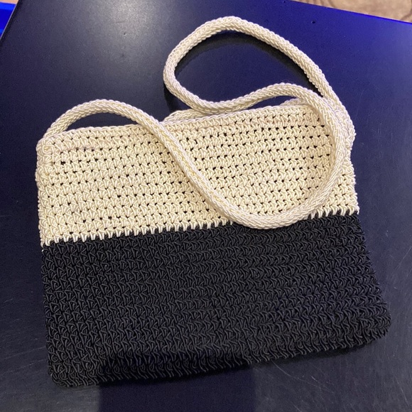 2 for $20 - Crochet Zippered Two Tone bag - Picture 1 of 3
